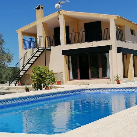 Ucenda Habitaciones En Finca Olivo Y Almendro المظهر الخارجي الصورة