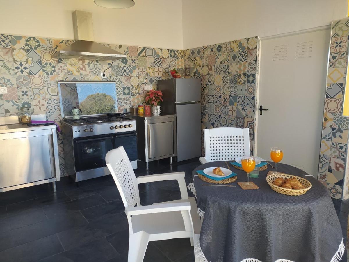 Ucenda Habitaciones En Finca Olivo Y Almendro المظهر الخارجي الصورة